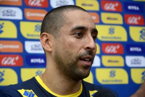 Aos 39 anos, Serginho diz que não consegue parar de jogar: 