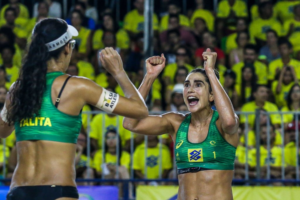 Capa da notícia - Circuito Brasileiro: Talita/Carol Solberg enfrenta Ana Patrícia/Rebecca na final de Aracaju