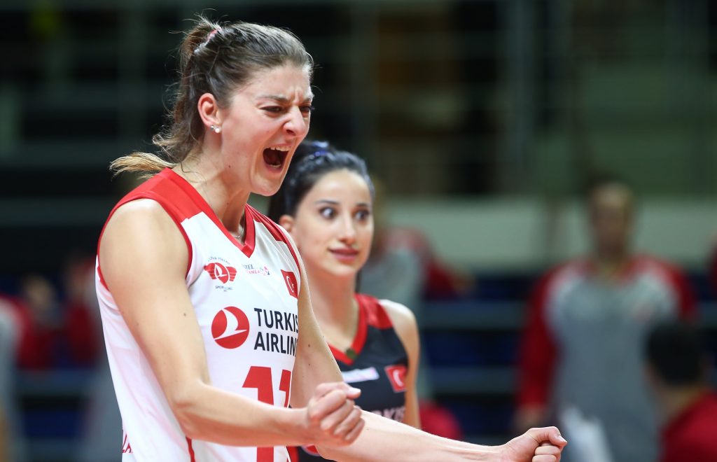 Capa da notícia - Anne Buijs próxima de um retorno ao voleibol brasileiro