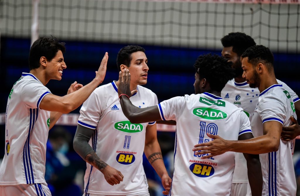 Capa da notícia - Superliga: Sada Cruzeiro comemora estreia com vitória