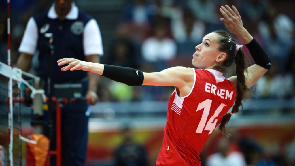 Capa da notícia - VNL: Turquia bate Sérvia no tie-break
